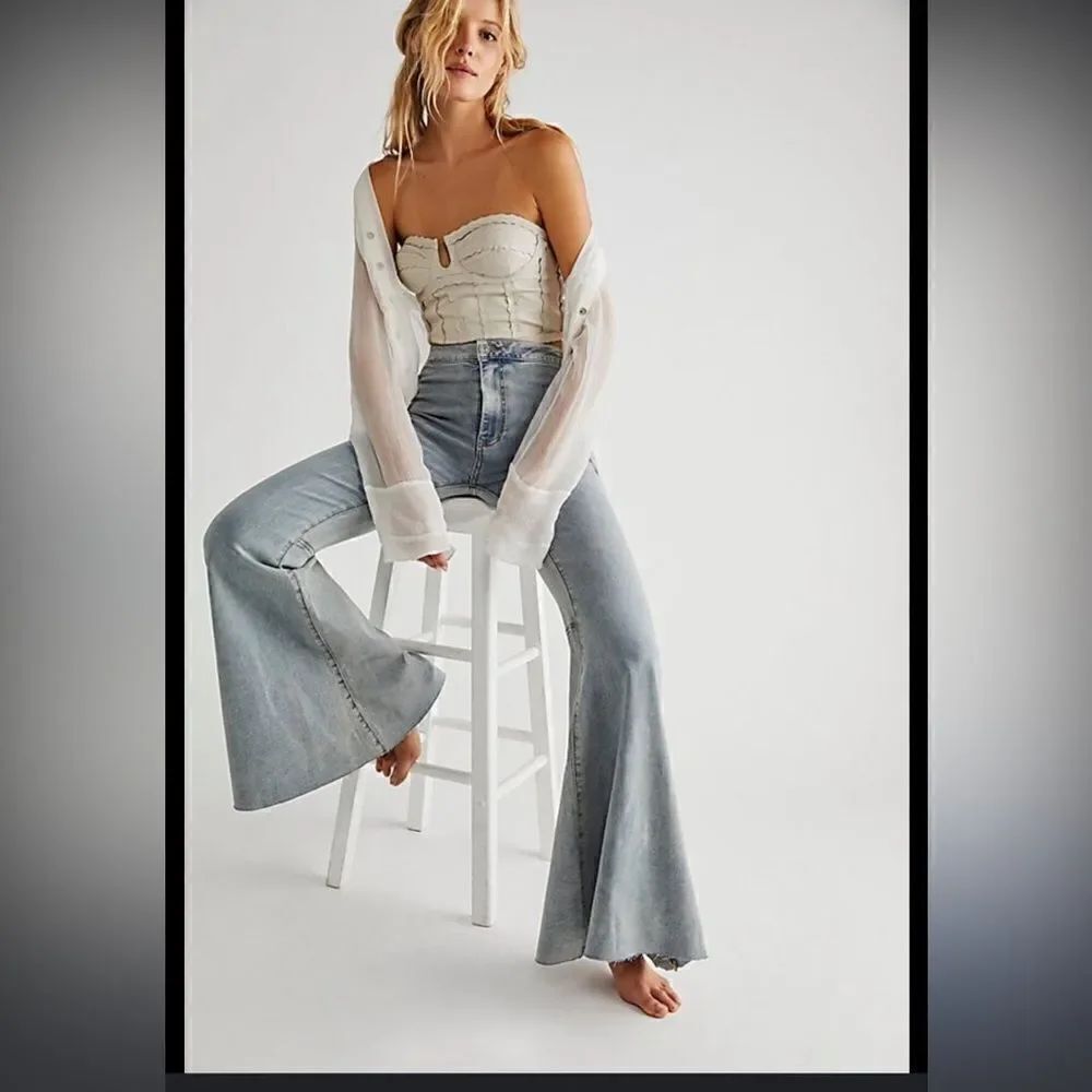 Free People Just Float On Flare Jeans Size 27, NWT